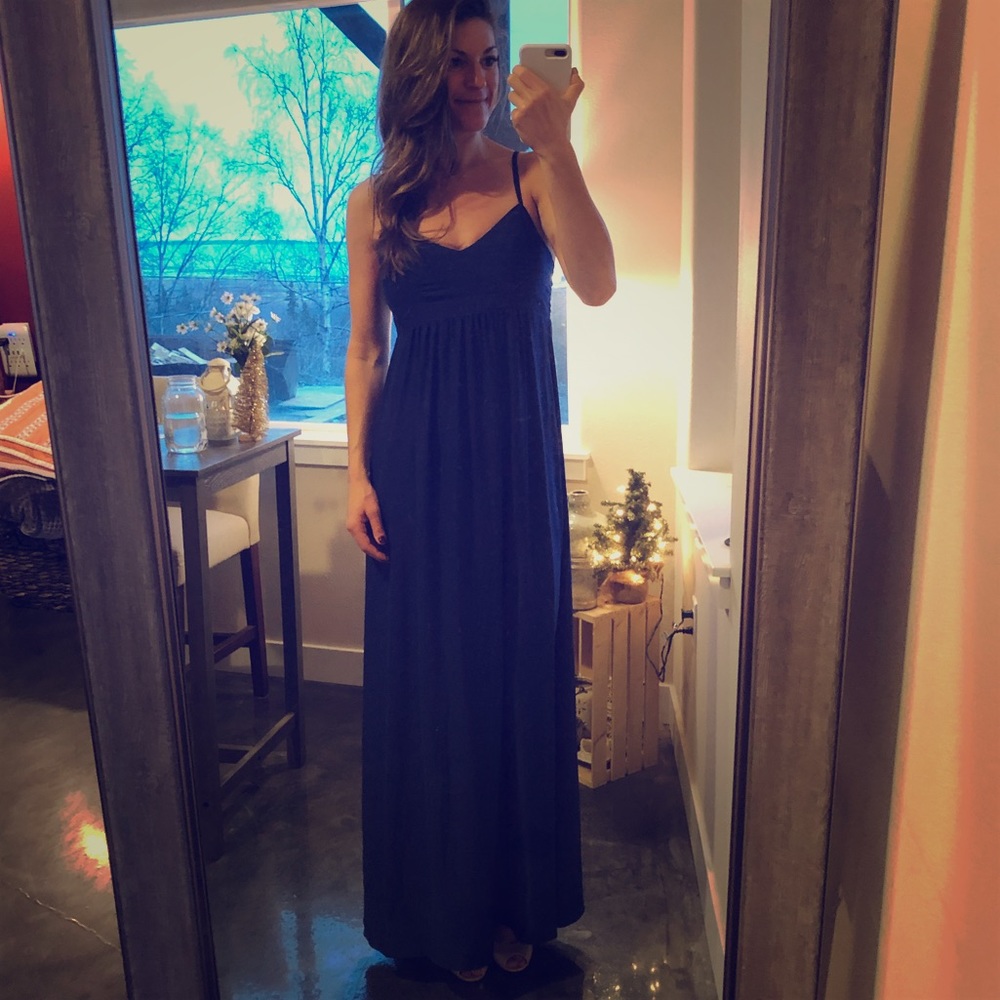 Elegant Sweet Pea maxi dress